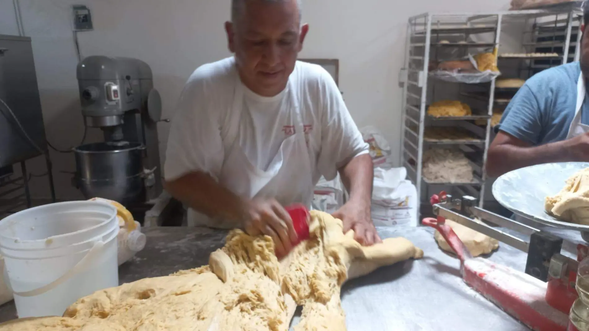 Los Carvajal, una tradición panadera de 40 años en Escuinapa